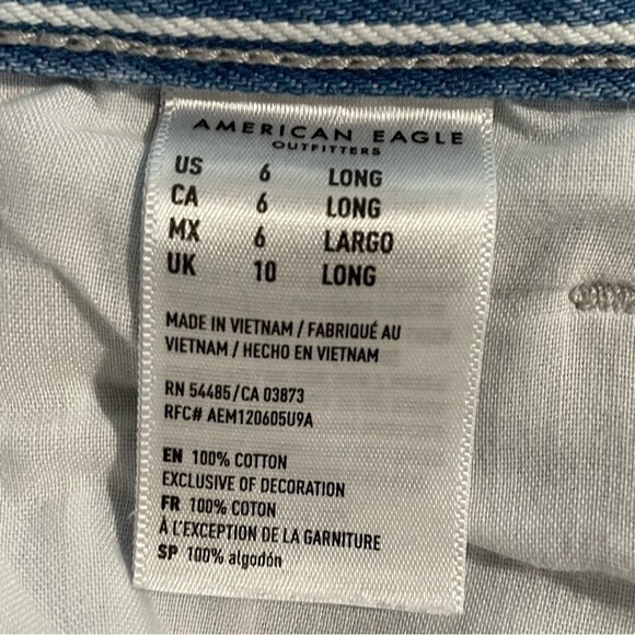 AMERICAN EAGLE Mom Jean | Size 6 Long | Hi-Rise Blue with White Stri… - Picture 8 of 8